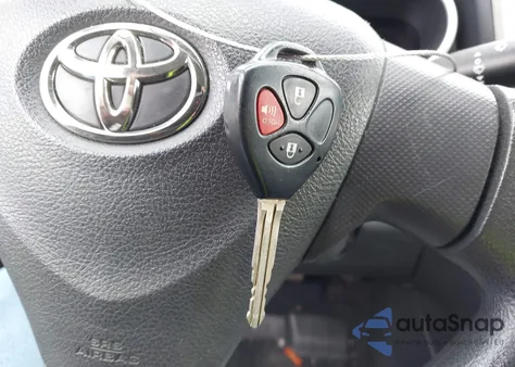 2010 Toyota Matrix из США, поврежденный, VIN 2T1KU4EE2AC311218